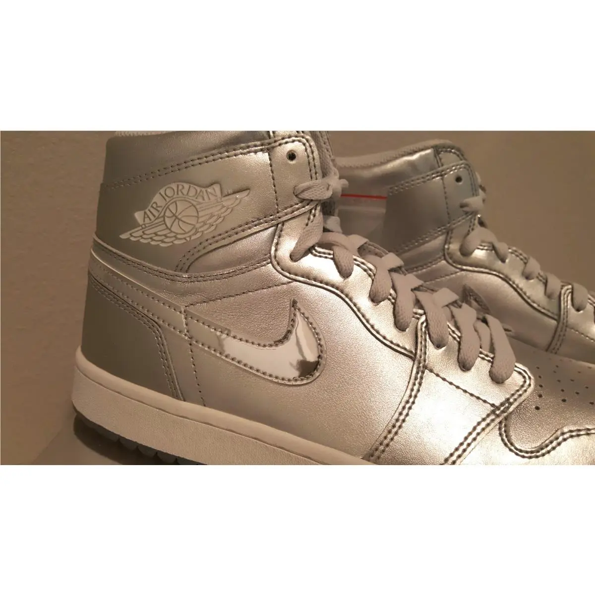 Nike shoes - Air Jordan 1 - Air - FD6815-001 - Silver 3