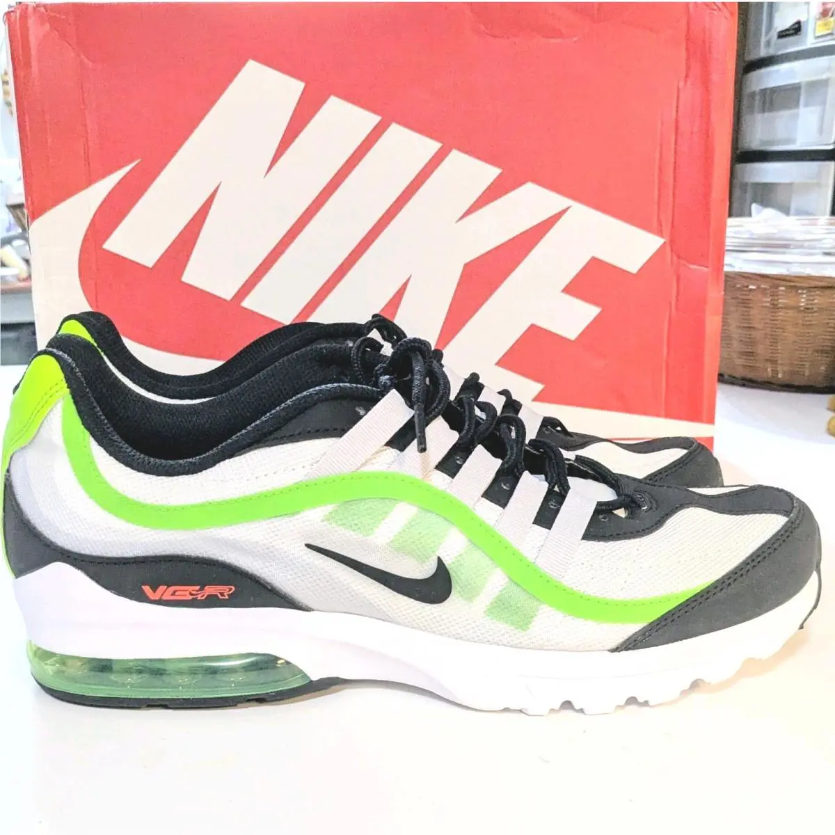 Nike shoes - Nike Air Max - Air Max - 687977-020 - White (UPC: 0666032613580) 0