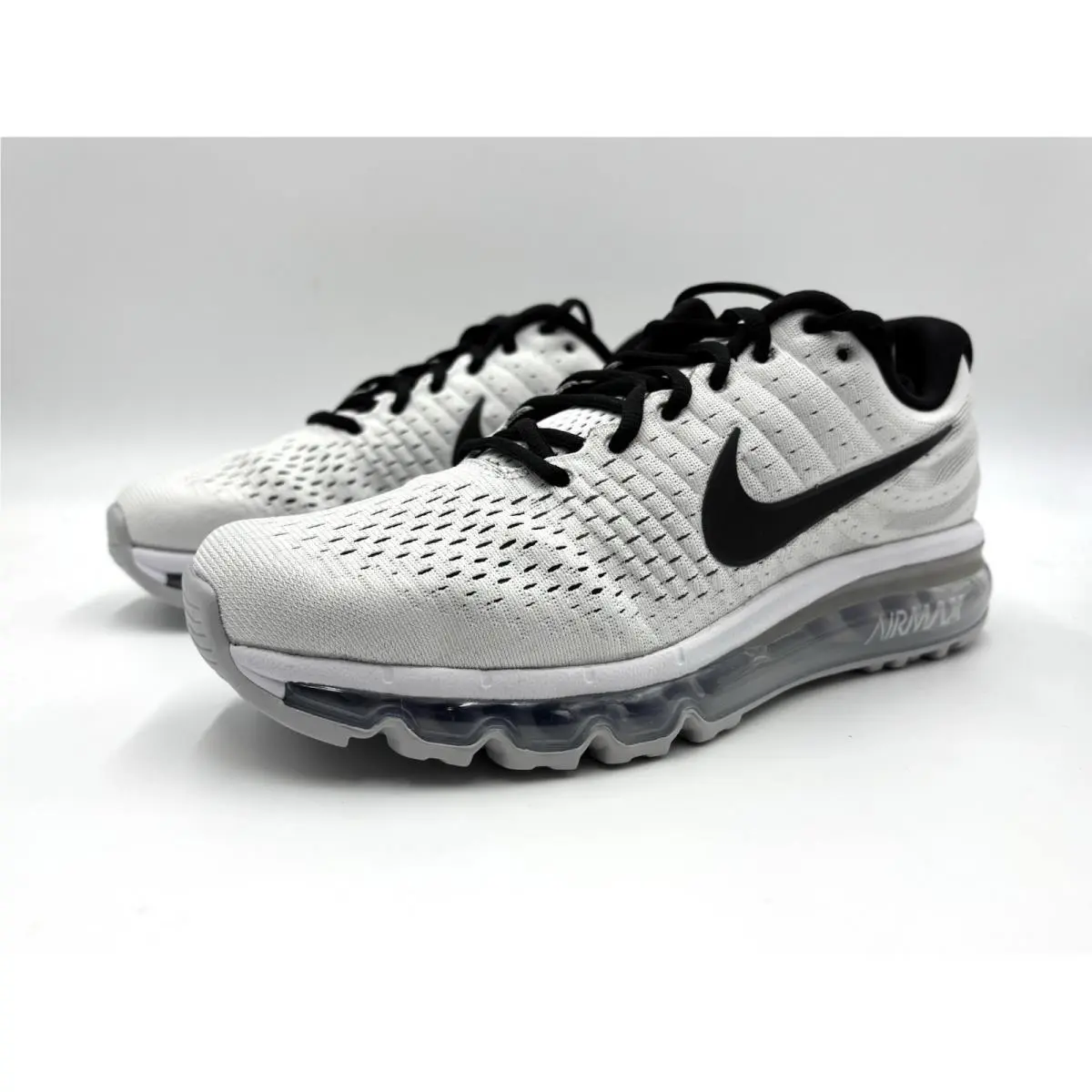 Nike Men’s Air Max 2017 White Black Low Top Sneakers 849559-100 Size 8