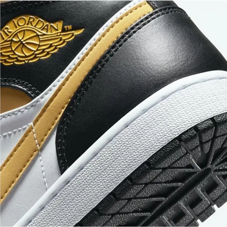 Nike shoes - Air Jordan 1 - Air - 554724-177 - White 2