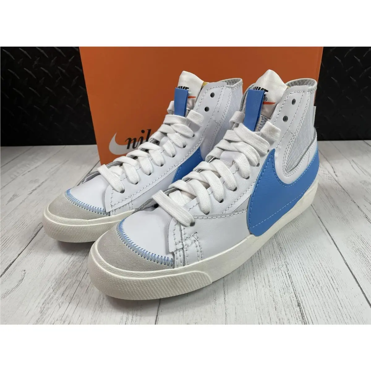 Nike shoes - Nike Blazer Mid - Blazer Mid - DD3111103 - White (UPC: 0195866273740) 3
