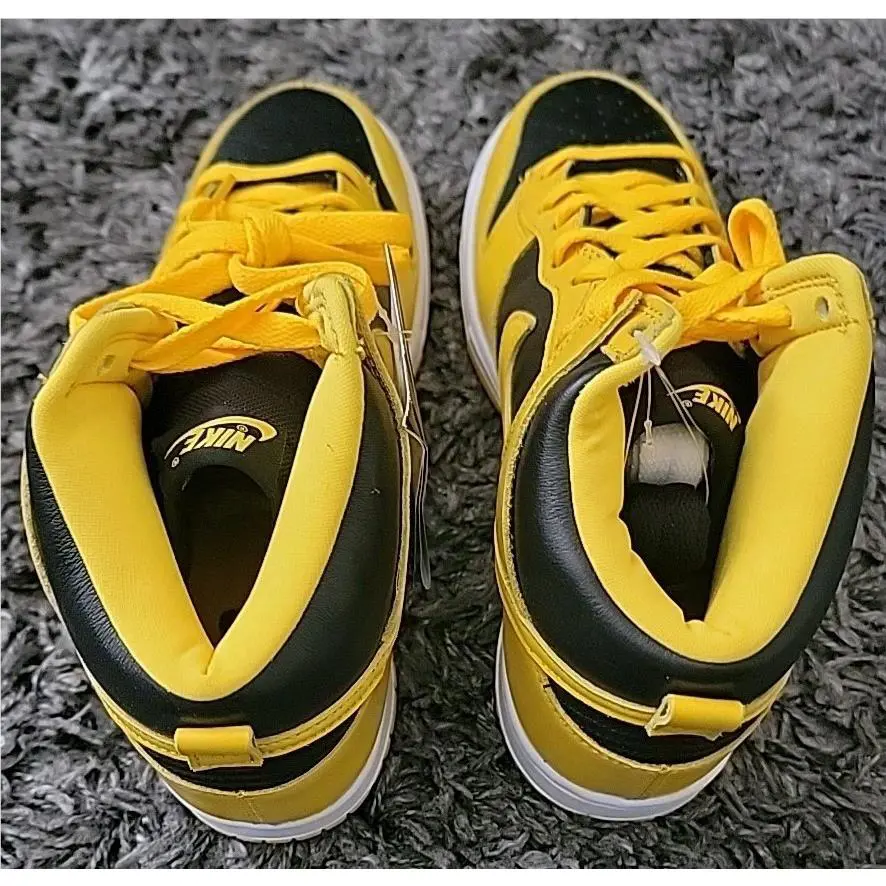 Nike shoes - Nike Dunk - Dunk - CZ8149-002 - Yellow, Manufacturer: Black/Varsity Maize (UPC: 0194954221724) 1