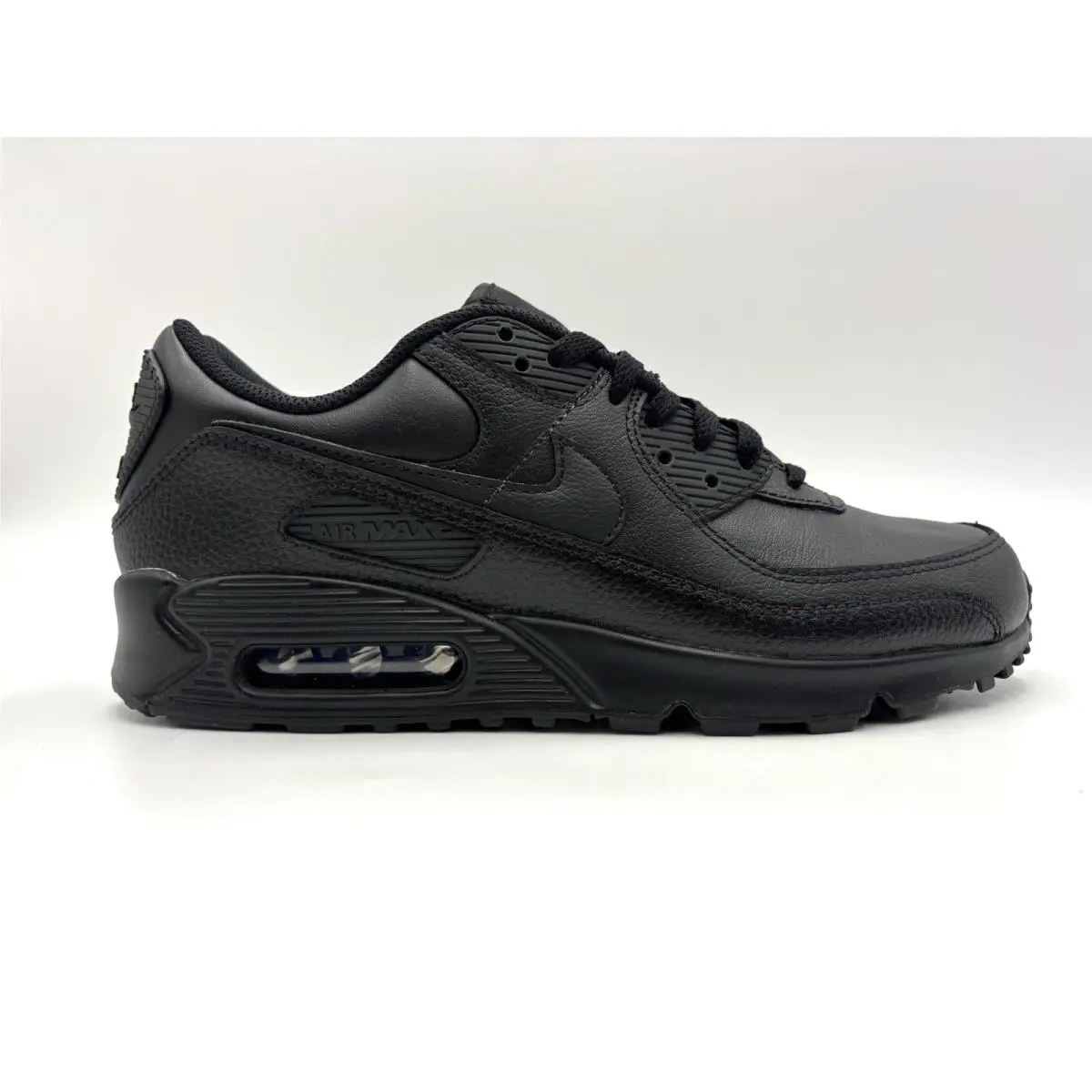Nike Men`s Air Max 90 Leather Shoes Triple Black CZ5594-001 Sz 9.5