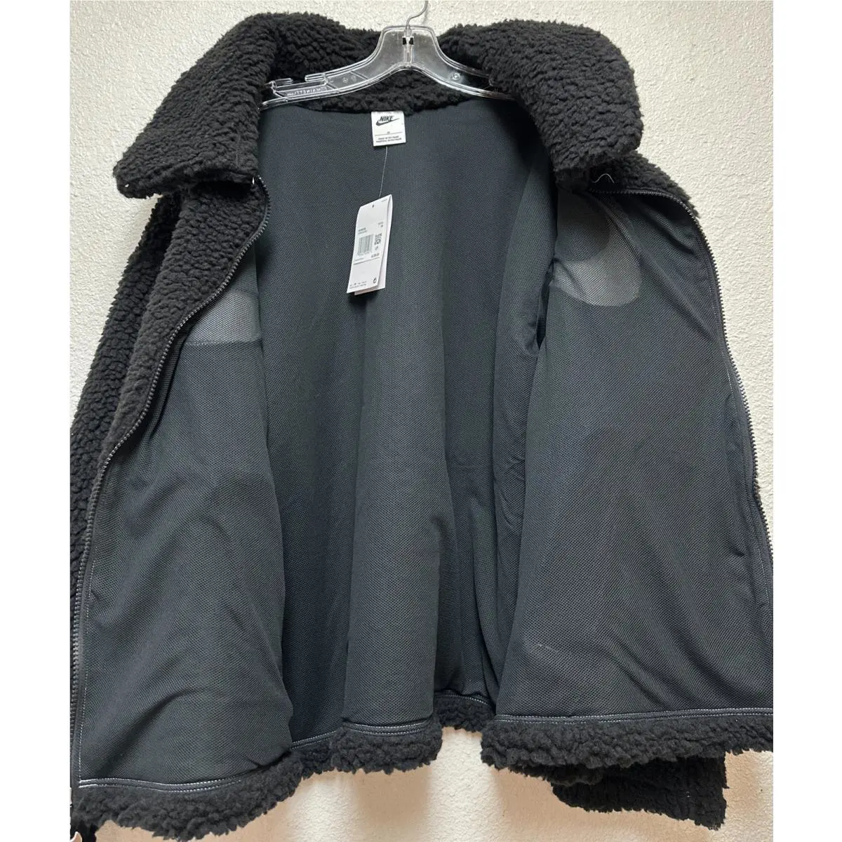Nike clothing - Nike Sportswear - Sportswear - DM9226-010 - Black 1