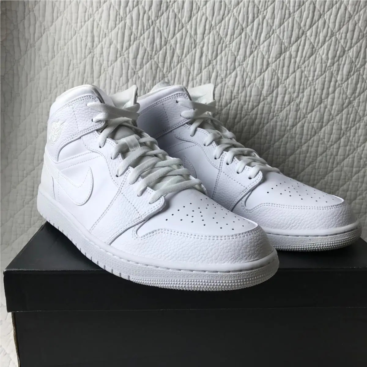Nike shoes - Air Jordan 1 Mid - Air Mid - 554724-130 - White 7