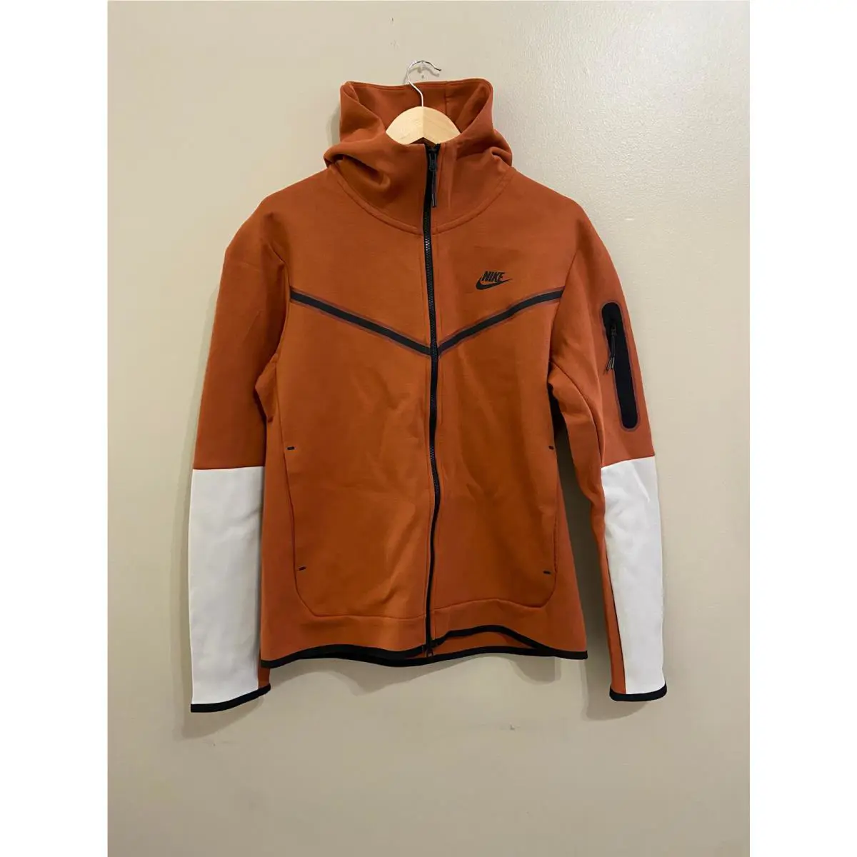 Nike clothing - CU4489-825 - CU4489-825 - Orange (UPC: 195245439910) 0