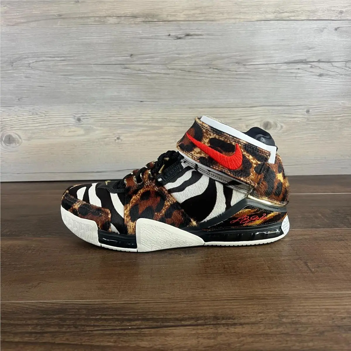Nike shoes - Nike Zoom LeBron - Zoom LeBron - DQ2439-200 - Brown (UPC: 196969414245) 0