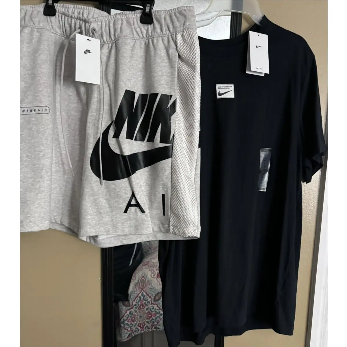 Mens Nike Air Outfit SZ XL Both Top and Bottom