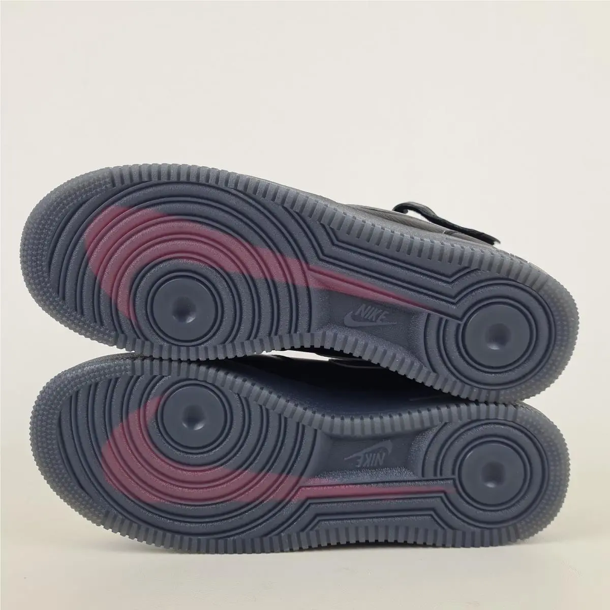 Nike shoes - DX3061001 - DX3061-001 - Black/Metallic Silver-Hyper Pink (UPC: 196149850313) 8