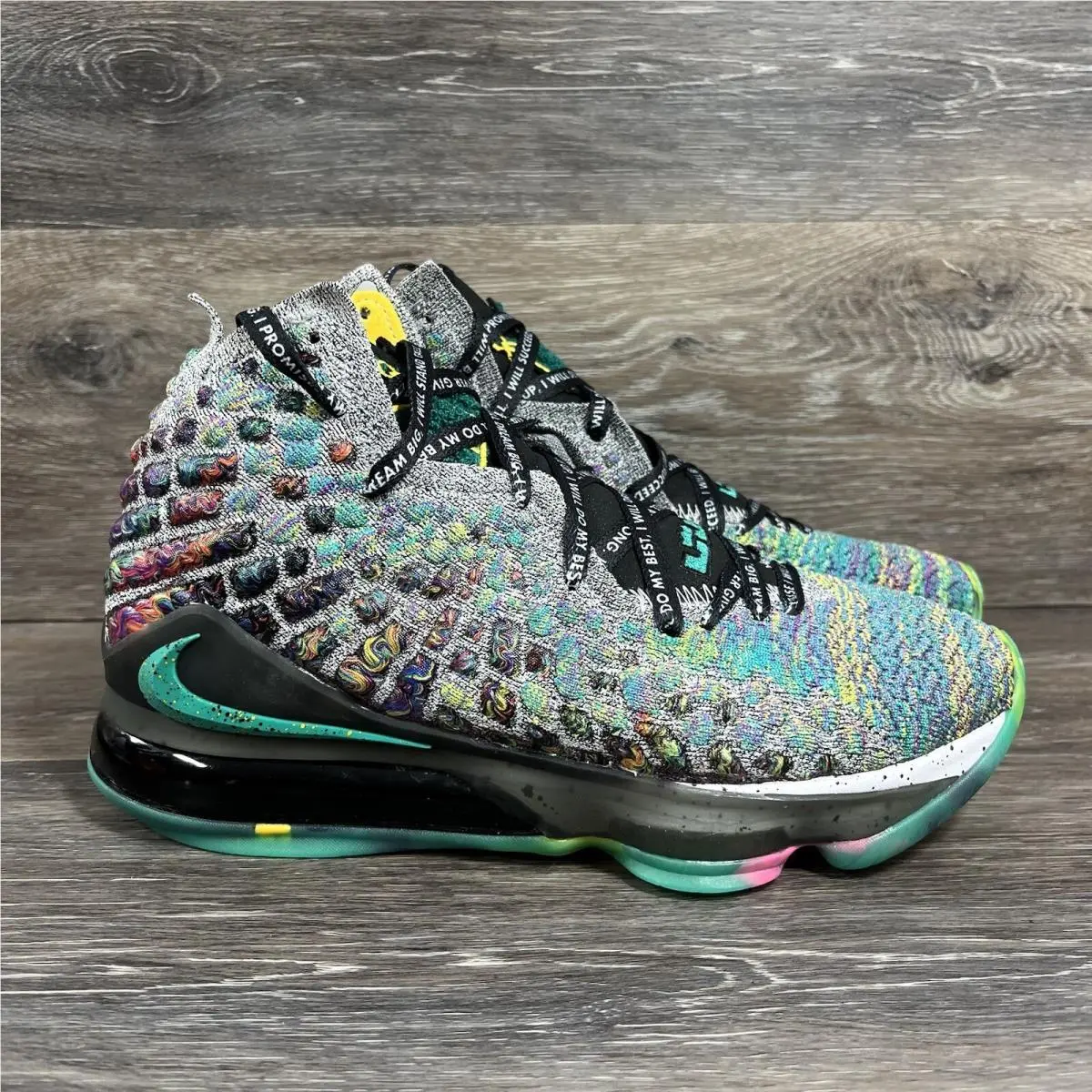 Nike Lebron Xvii Ljff 17 I Promise Basketball Shoe Size 6 Mens CD5052-300