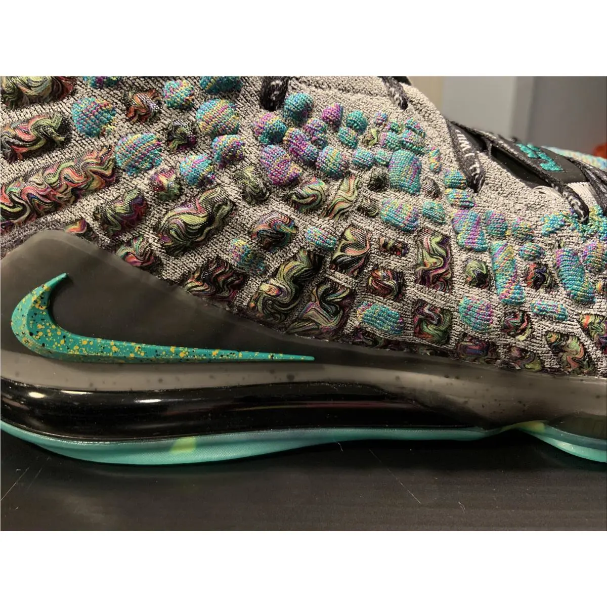 Nike shoes - LEBRON XVII LKFF I - LEBRON XVII LKFF - CD5052-300 - Black 5