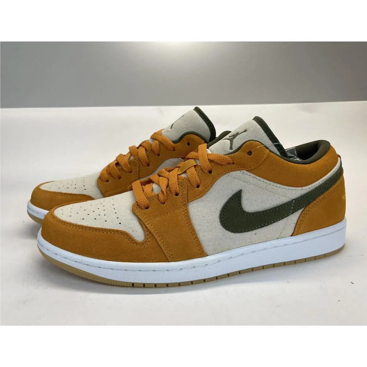 Nike shoes - Nike Air Jordan 1 - Air - DH6931-102 - White 12