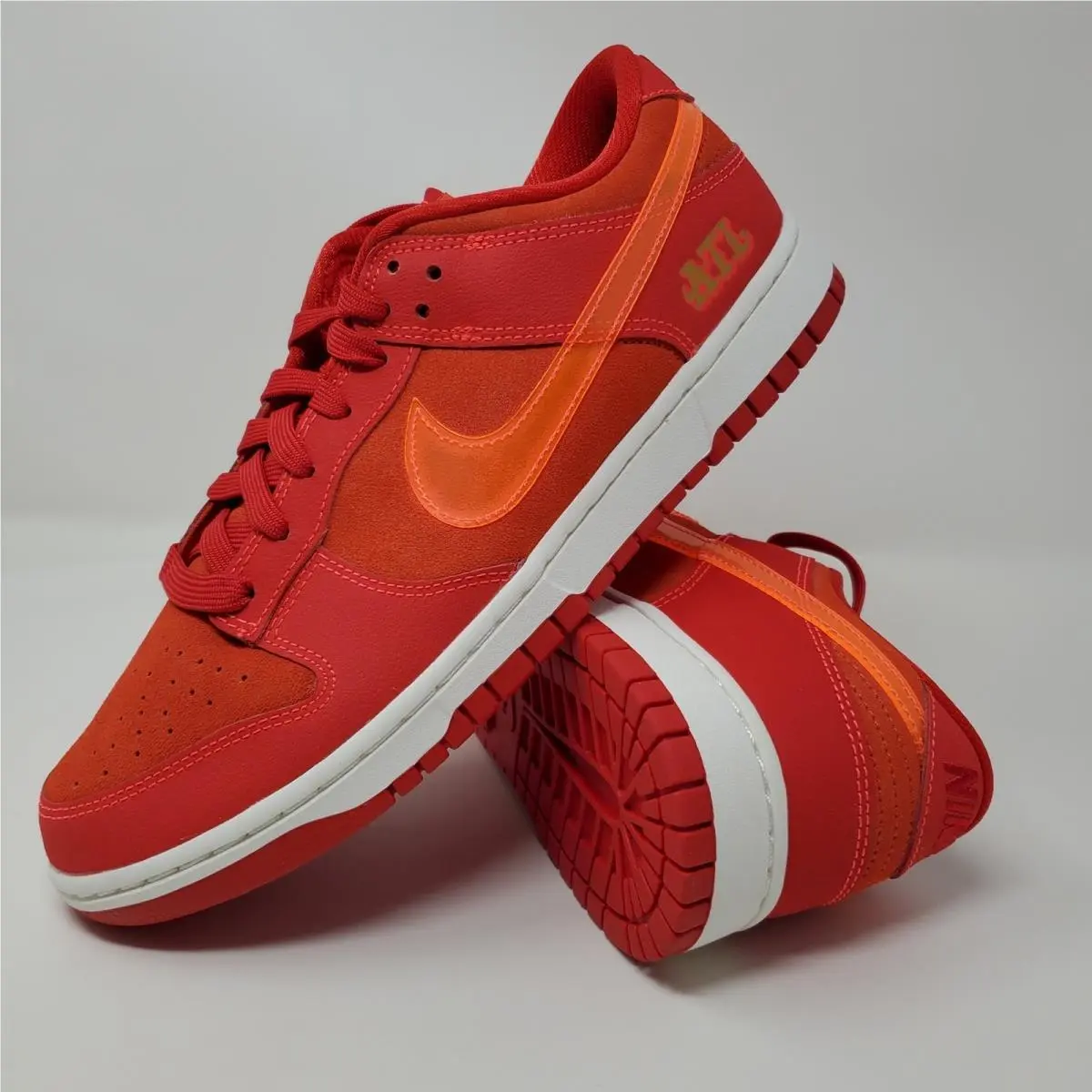 Nike Dunk Low Atl Men`s Size 10 FD0724-657 University Red