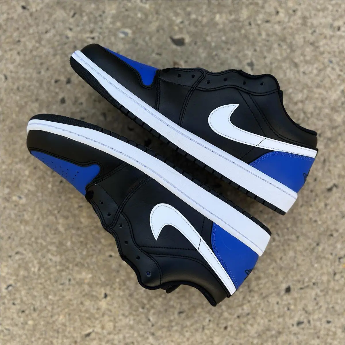 Nike shoes - Nike Air Jordan 1 - Air - Nike Air Jordan - Black 3