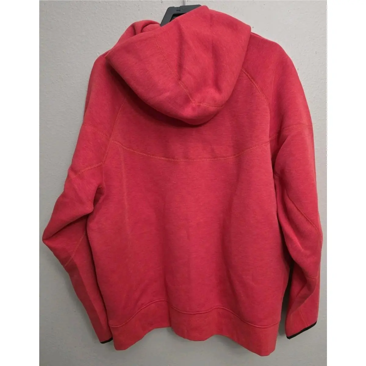 Nike clothing - FB7921-672 - FB7921-672 - Light University Red Heather (UPC: 196607413630) 2