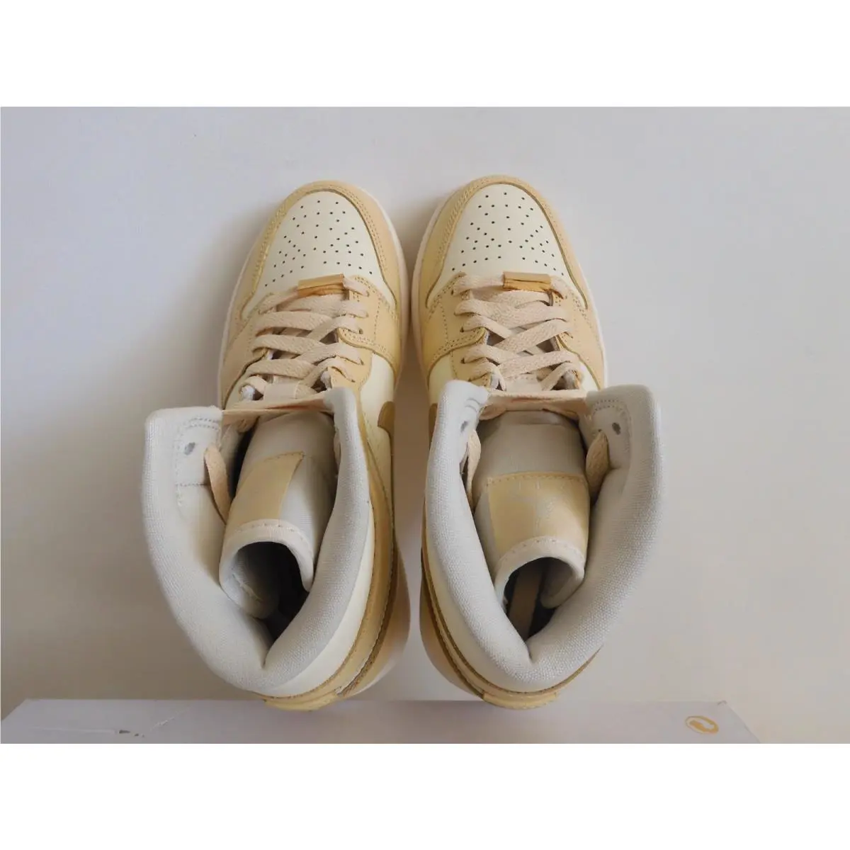 Nike shoes - Air Jordan 1 Mid SE - FB9892-200 - Yellow (UPC: 196969071561) 4