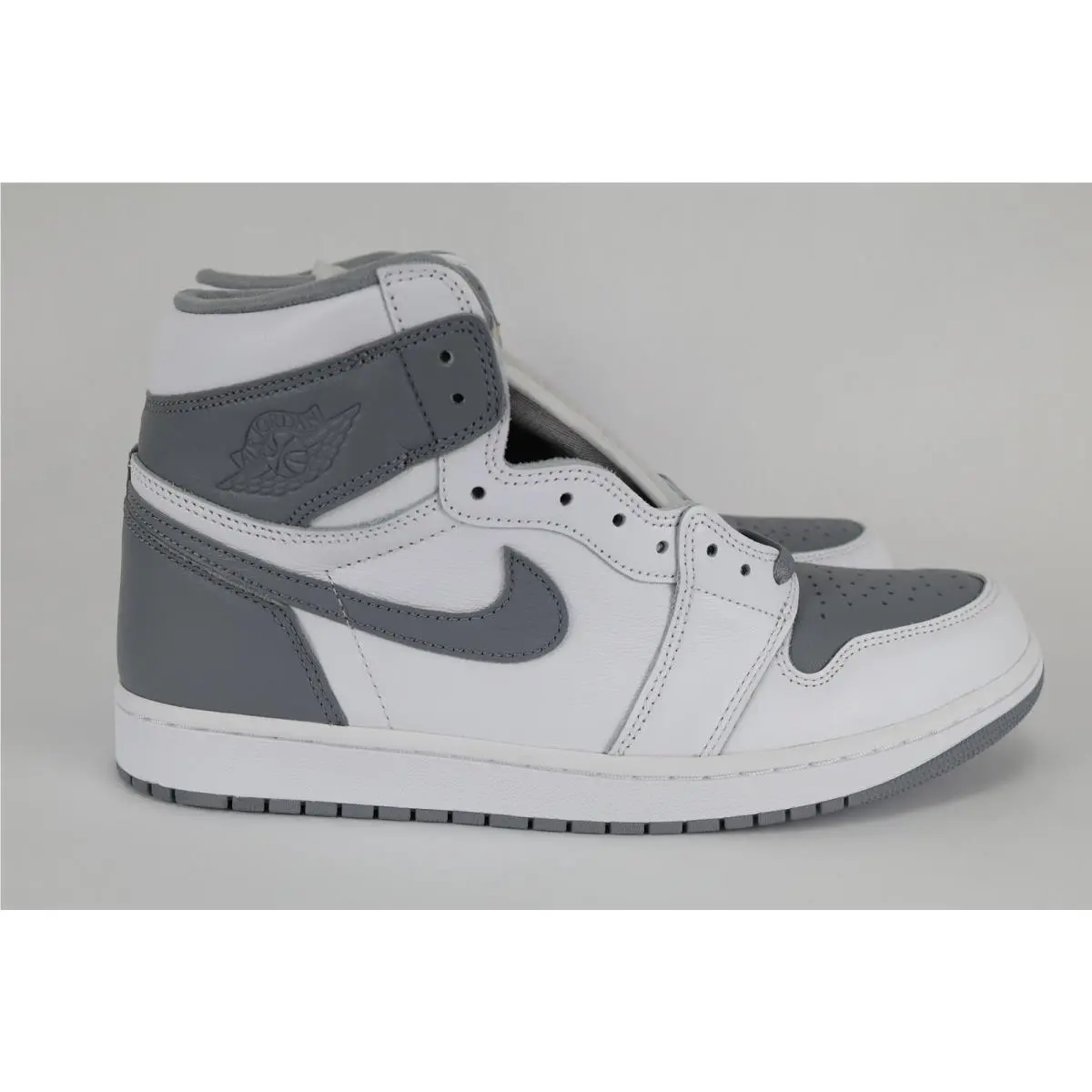 Nike shoes - Air Jordan 1 - Air - 555088-037 - White 1