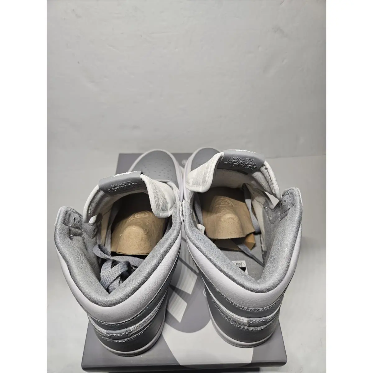 Nike shoes - Air Jordan 1 - Air - 555088-037 - White 5