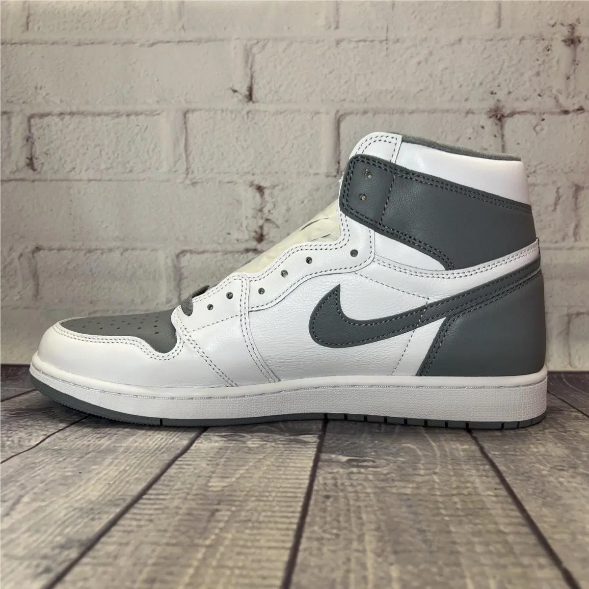 Nike shoes - Nike Air Jordan 1 - Air - 555088-037 - White 1