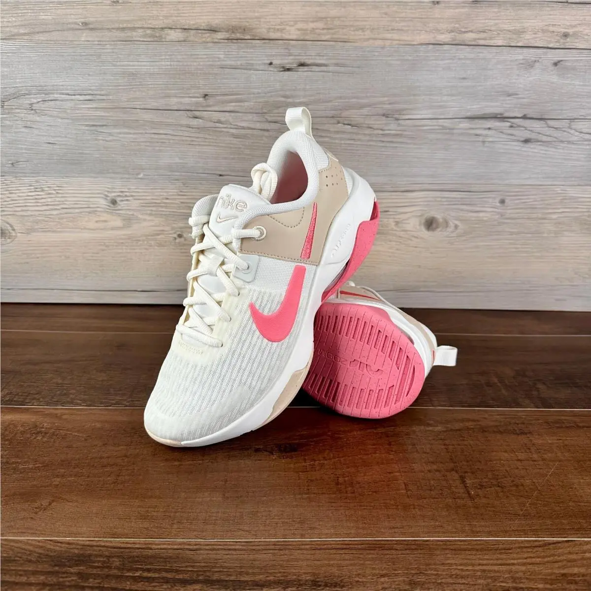 Nike Zoom Bella 6 Sand Drift Coral Chalk Womens Size 8 Cream DR5720 101