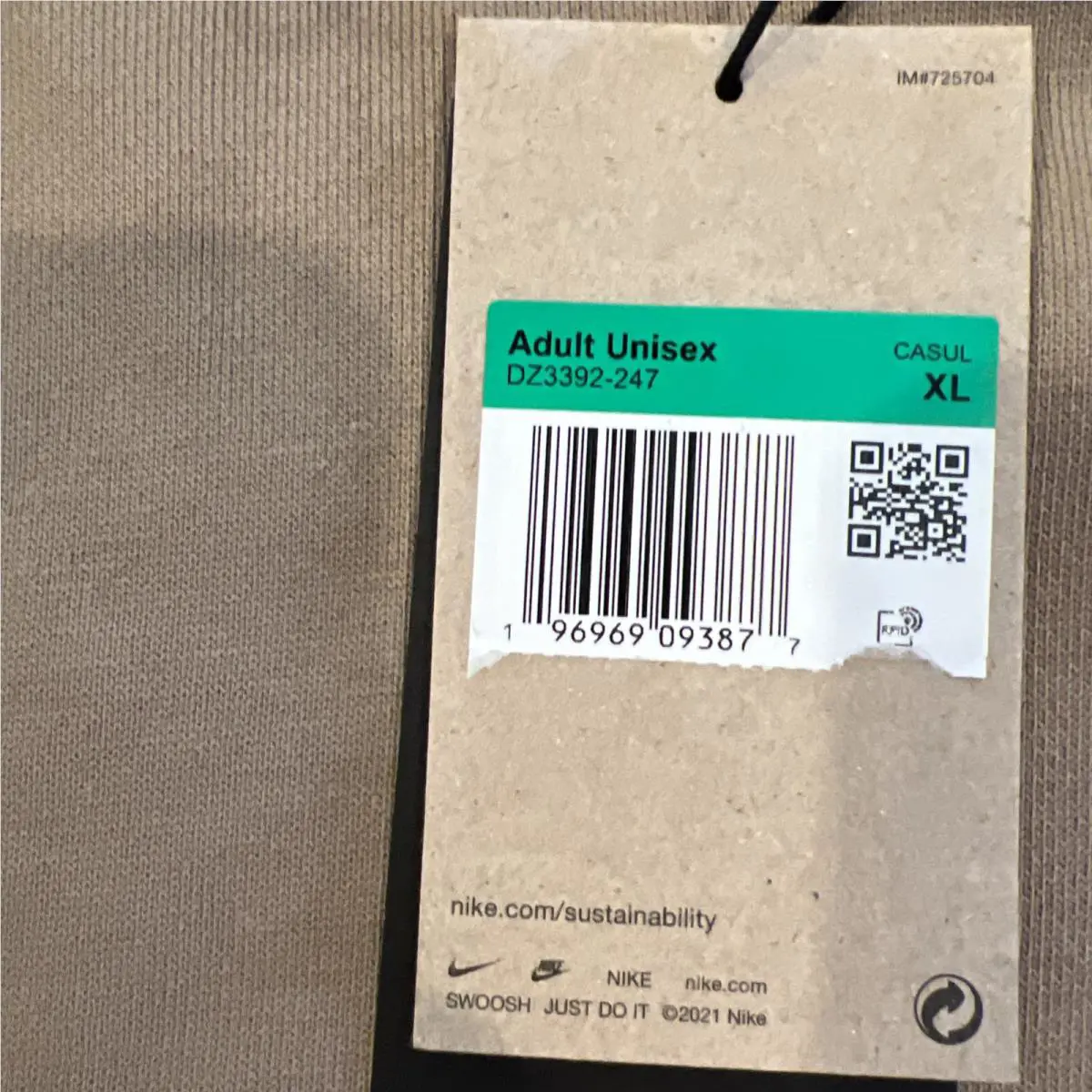 Nike clothing - DZ3392-247 - DZ3392-247 - khaki (UPC: 196969093877) 4