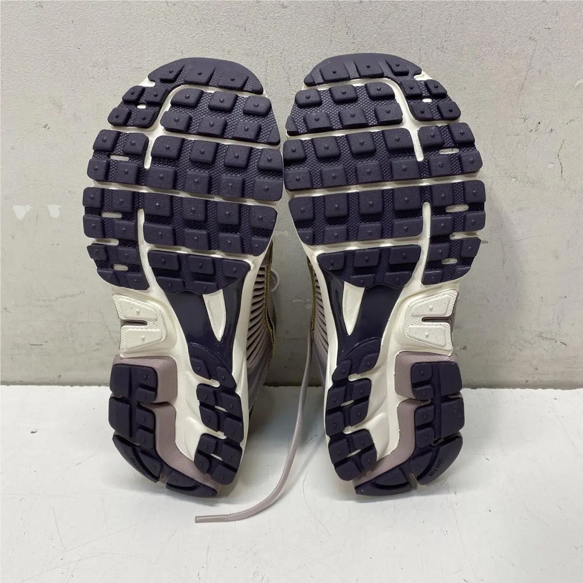 Nike shoes - Zoom Vomero 5 - Zoom Vomero - HQ3643-019 - Plum Eclipse 5