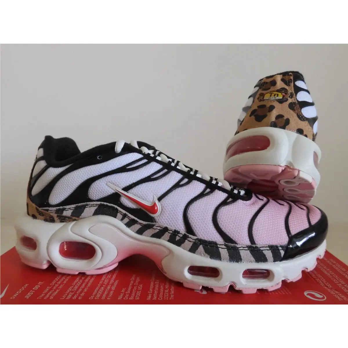 Nike shoes - Nike Air Max Plus - Air Max Plus - Dz4842-600 - Pink (UPC: 196152673305) 1