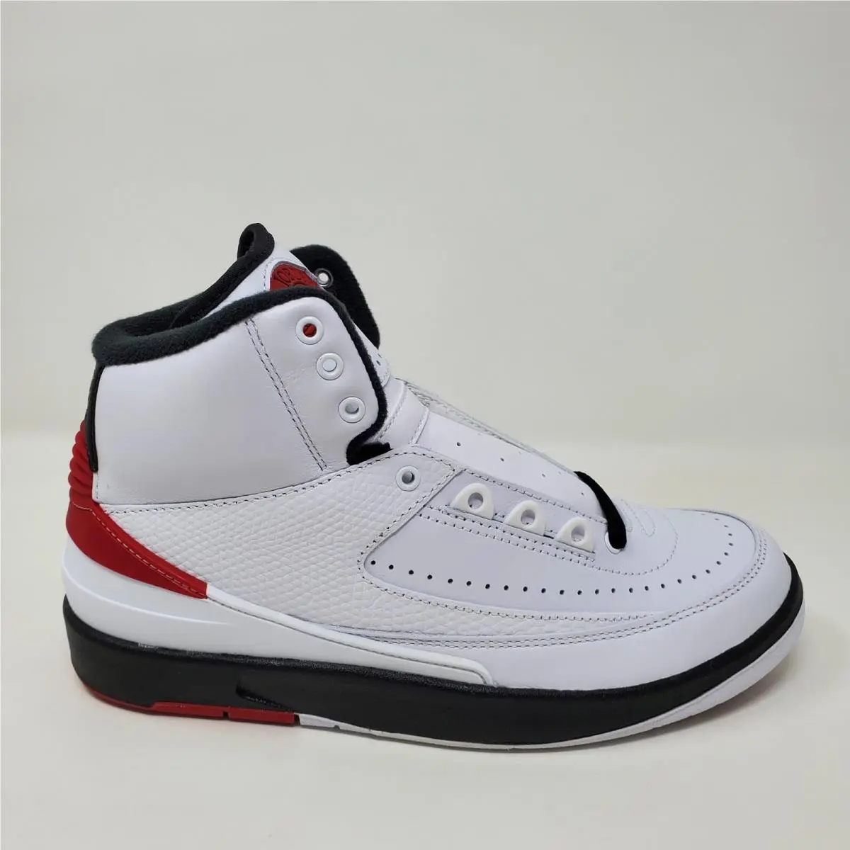 Nike shoes - Nike Air Jordan 2 Retro OG - DX4400-106 - White 2