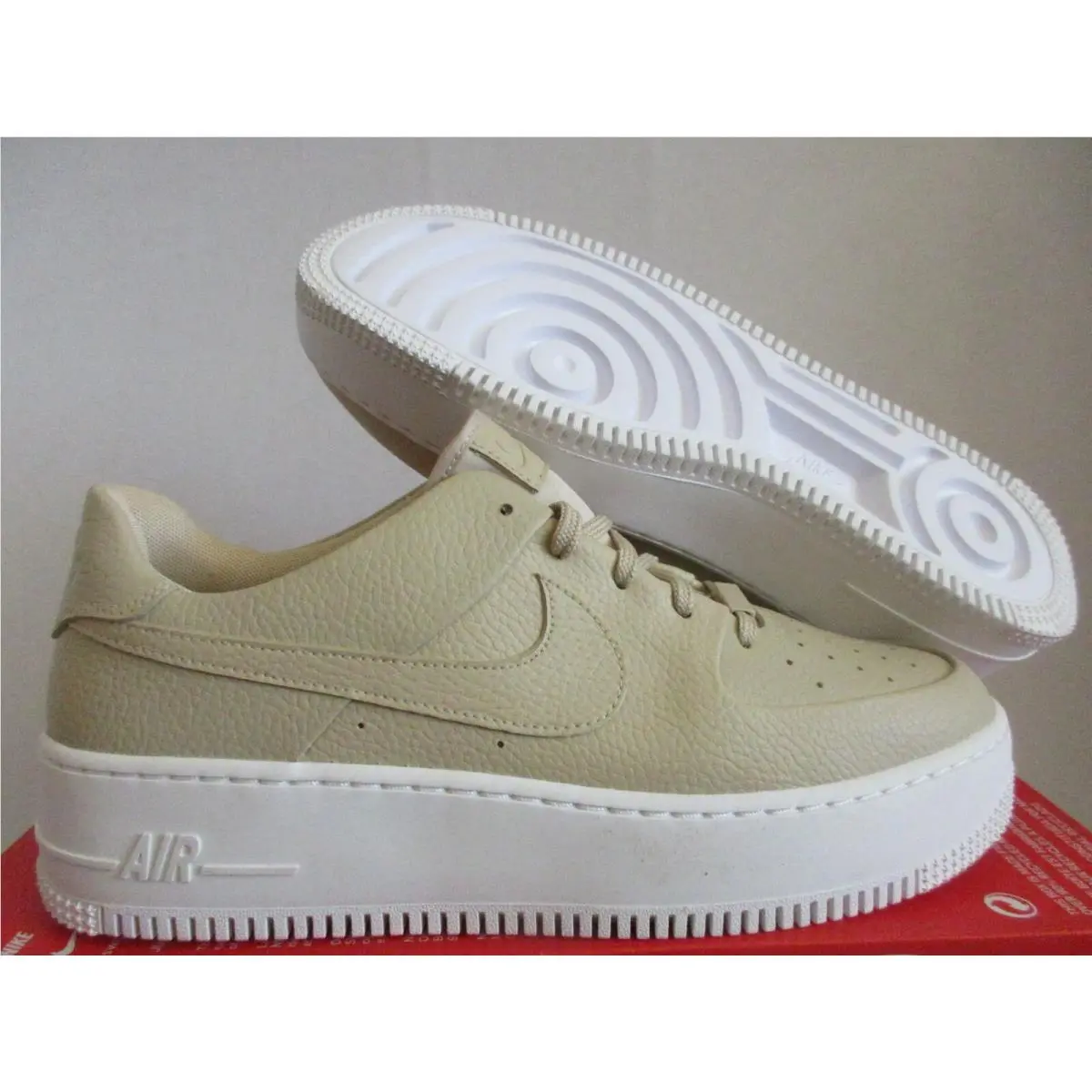 Wmns  Air Force 1 AF1 Sage Low Ore Brown SZ 12 AR5339-202 by Nike