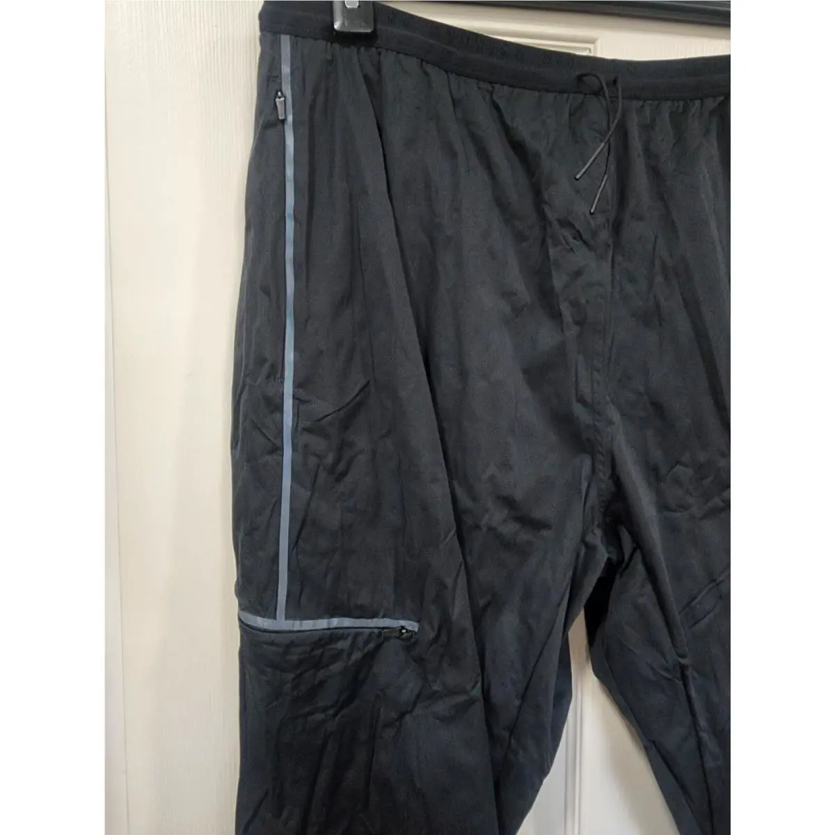 Nike clothing - Nike Storm Fit Run Division - DD6051-010 - Black 2