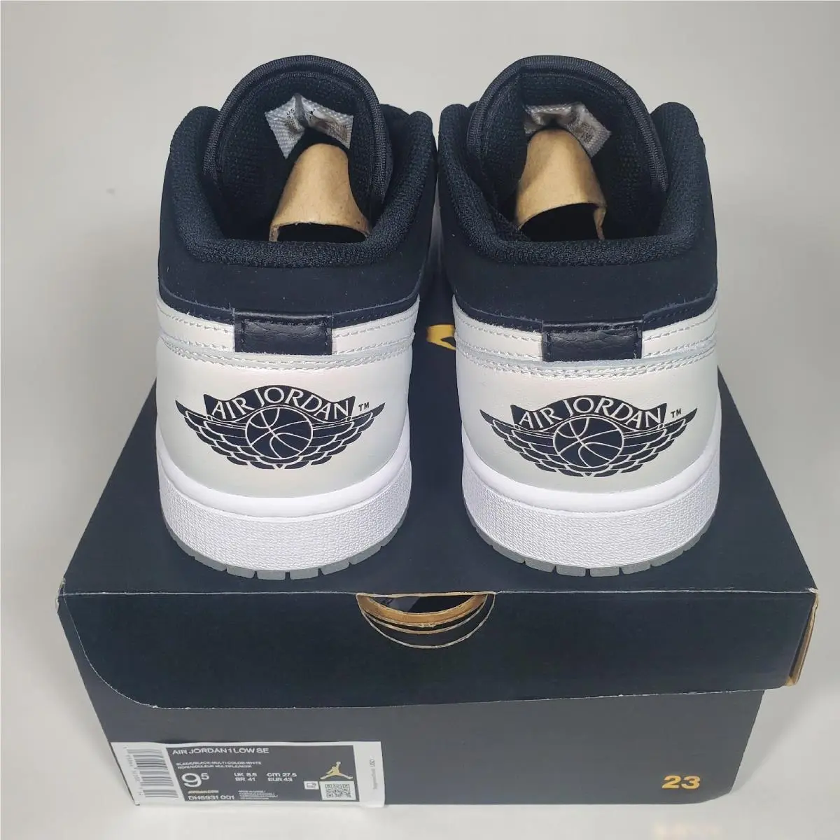 Nike shoes - Air Jordan 1 Low SE - DH6931001 - Black 2