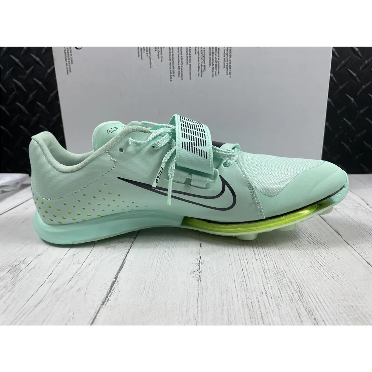 Nike shoes - Nike Zoom LJ - Zoom - DR9924-300 - Green (UPC: 0196152411440) 8
