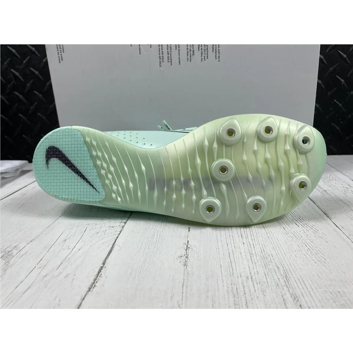Nike shoes - Nike Zoom LJ - Zoom - DR9924-300 - Green (UPC: 0196152411440) 9