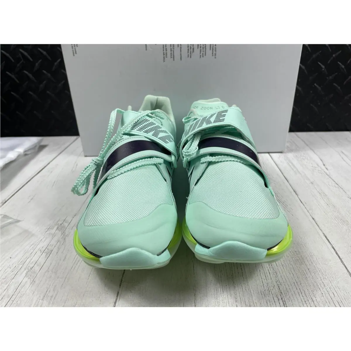 Nike shoes - Nike Zoom LJ - Zoom - DR9924-300 - Green (UPC: 0196152411440) 2