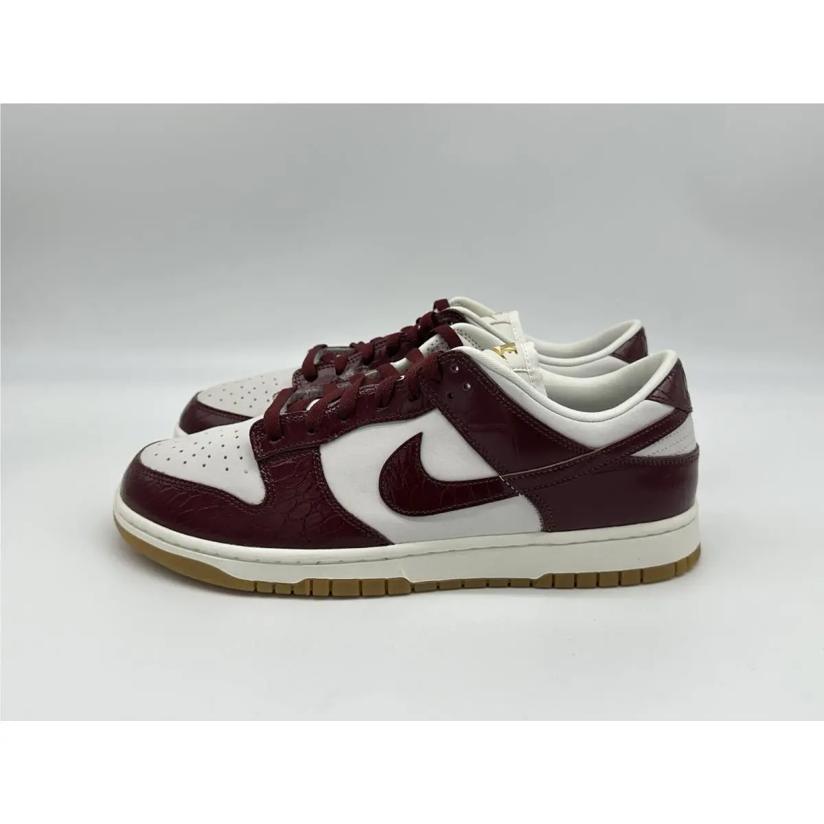 Nike Dunk Low LX Men`s Size 12.5 Women`s 14 Team Red Crocodile FJ2260-004