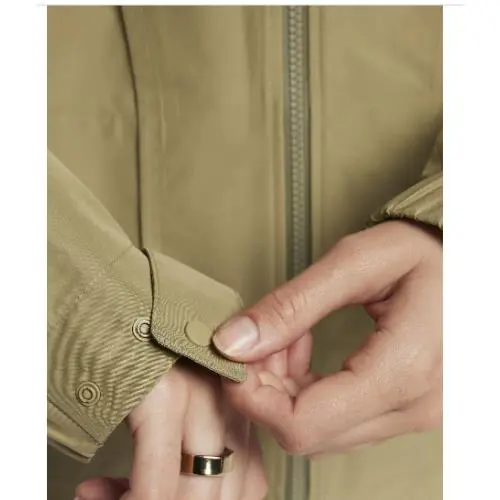 Nike clothing - Windstopper - Windstopper - FB7642-276 - Olive (UPC: 196968924295) 2