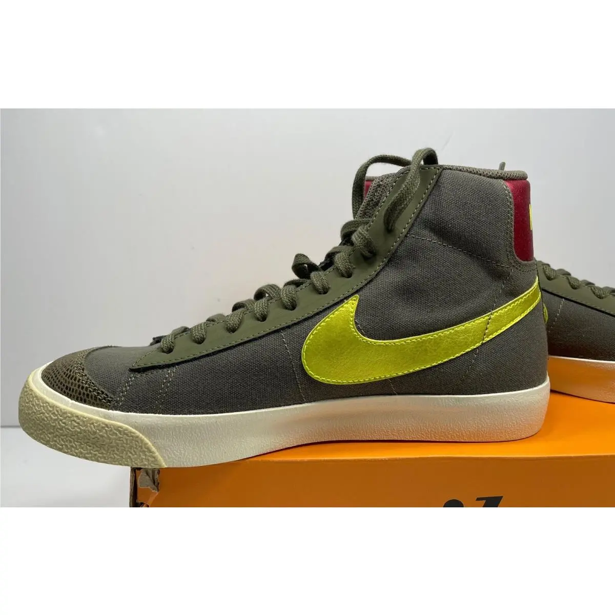Nike shoes - Nike Sb Blazer - Blazer - CZ0462-200 - MEDIUM OLIVE/LEMON VENOM 4