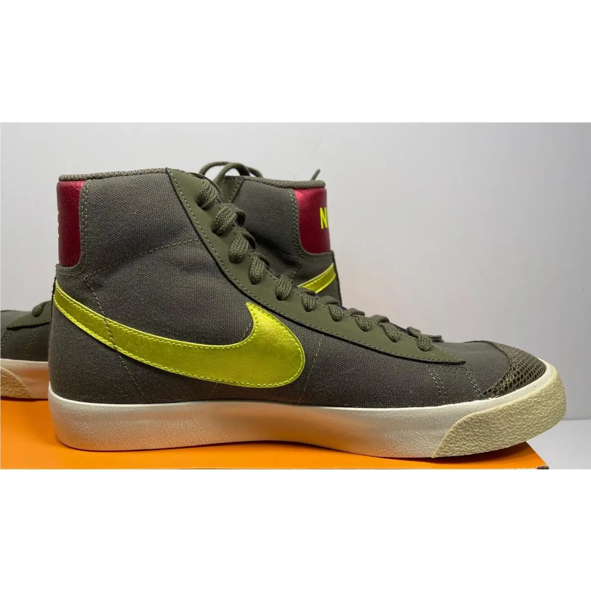 Nike shoes - Nike Sb Blazer - Blazer - CZ0462-200 - MEDIUM OLIVE/LEMON VENOM 5
