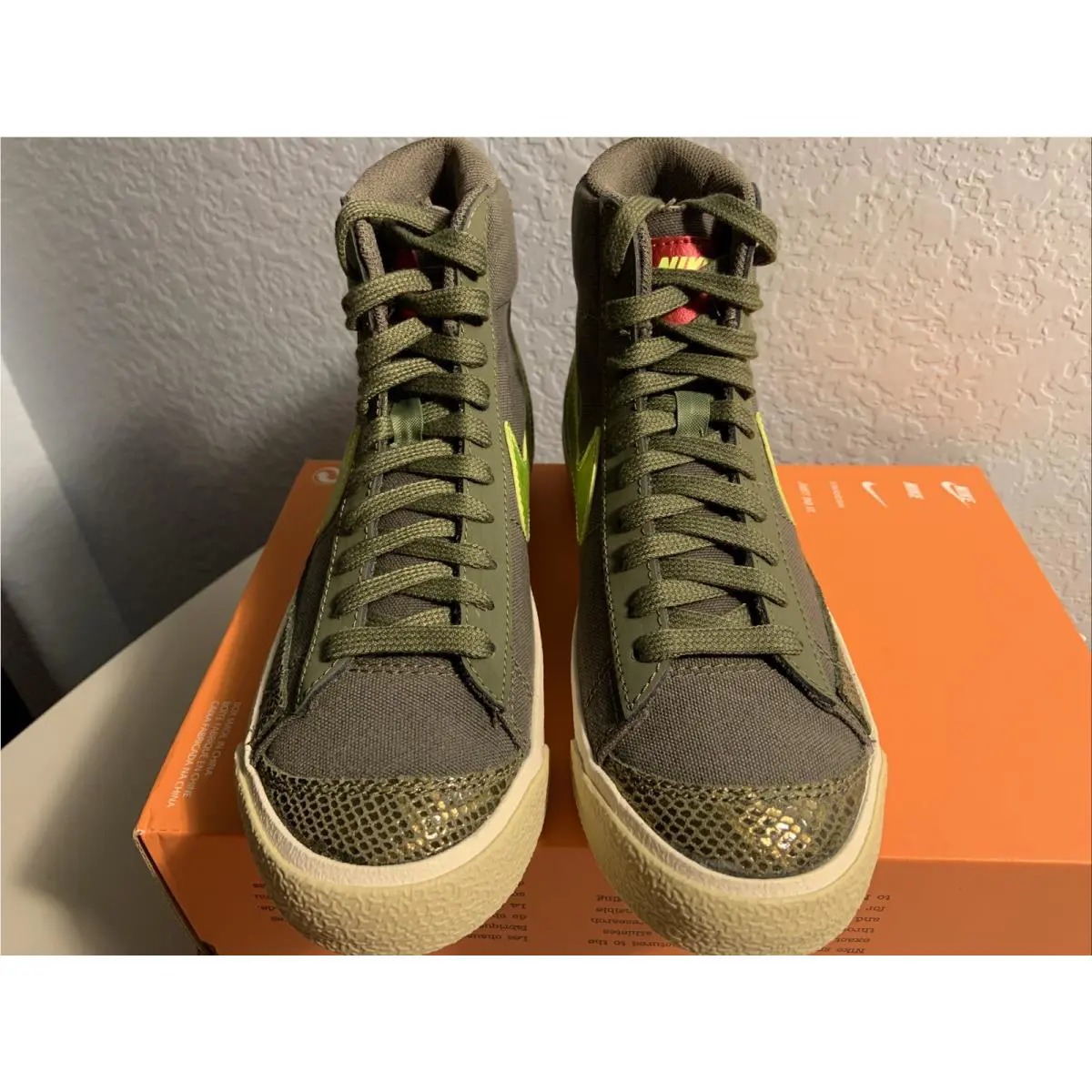 Nike shoes - Nike Sb Blazer - Blazer - CZ0462-200 - MEDIUM OLIVE/LEMON VENOM 3