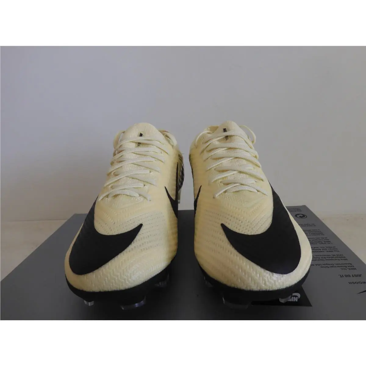 Nike shoes - Nike Mercurial Vapor - Mercurial Vapor - DJ4978-700 - Yellow (UPC: 196975715190) 1