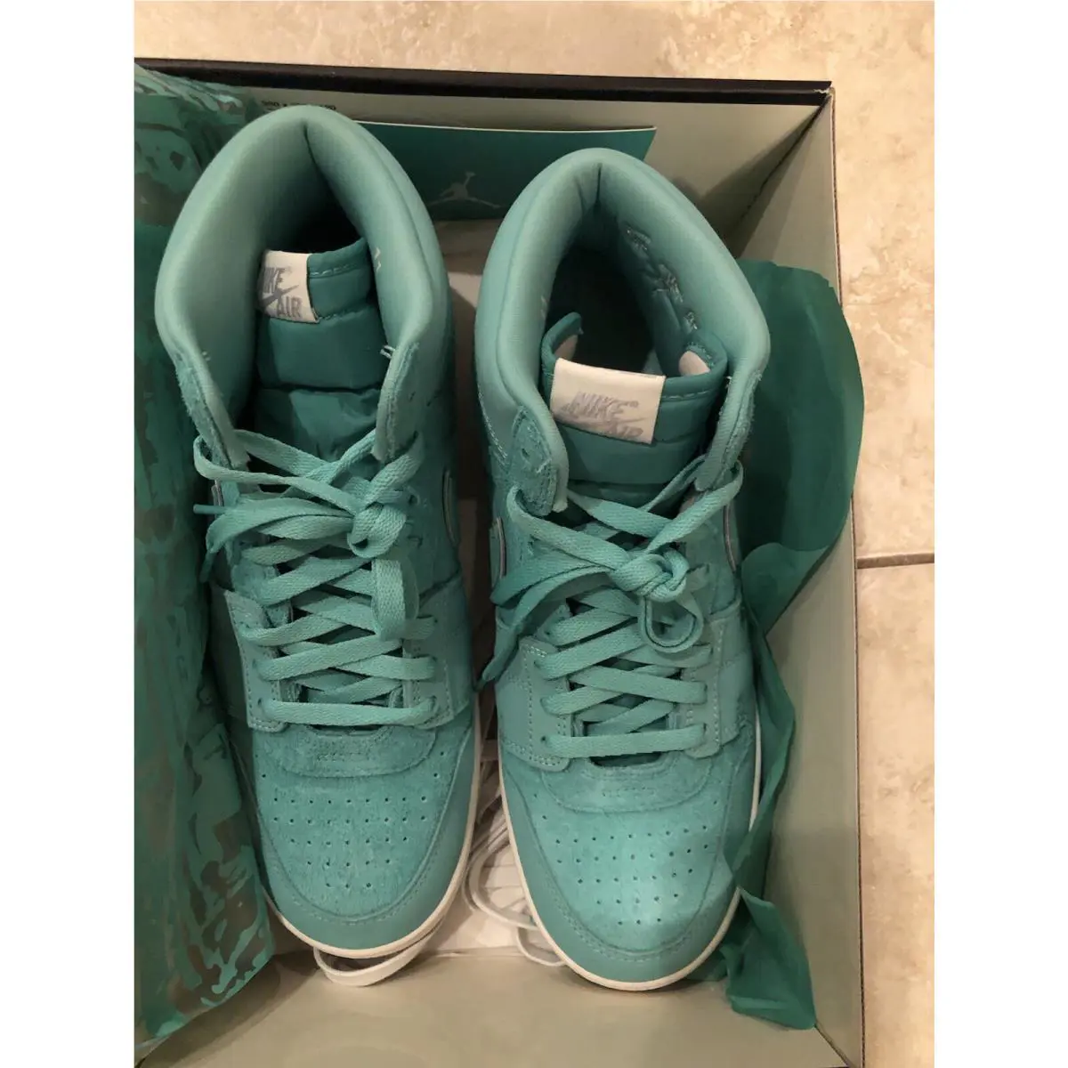 Nike shoes - PE - FJ2384-301 - Light Menta/Metallic Silver 2