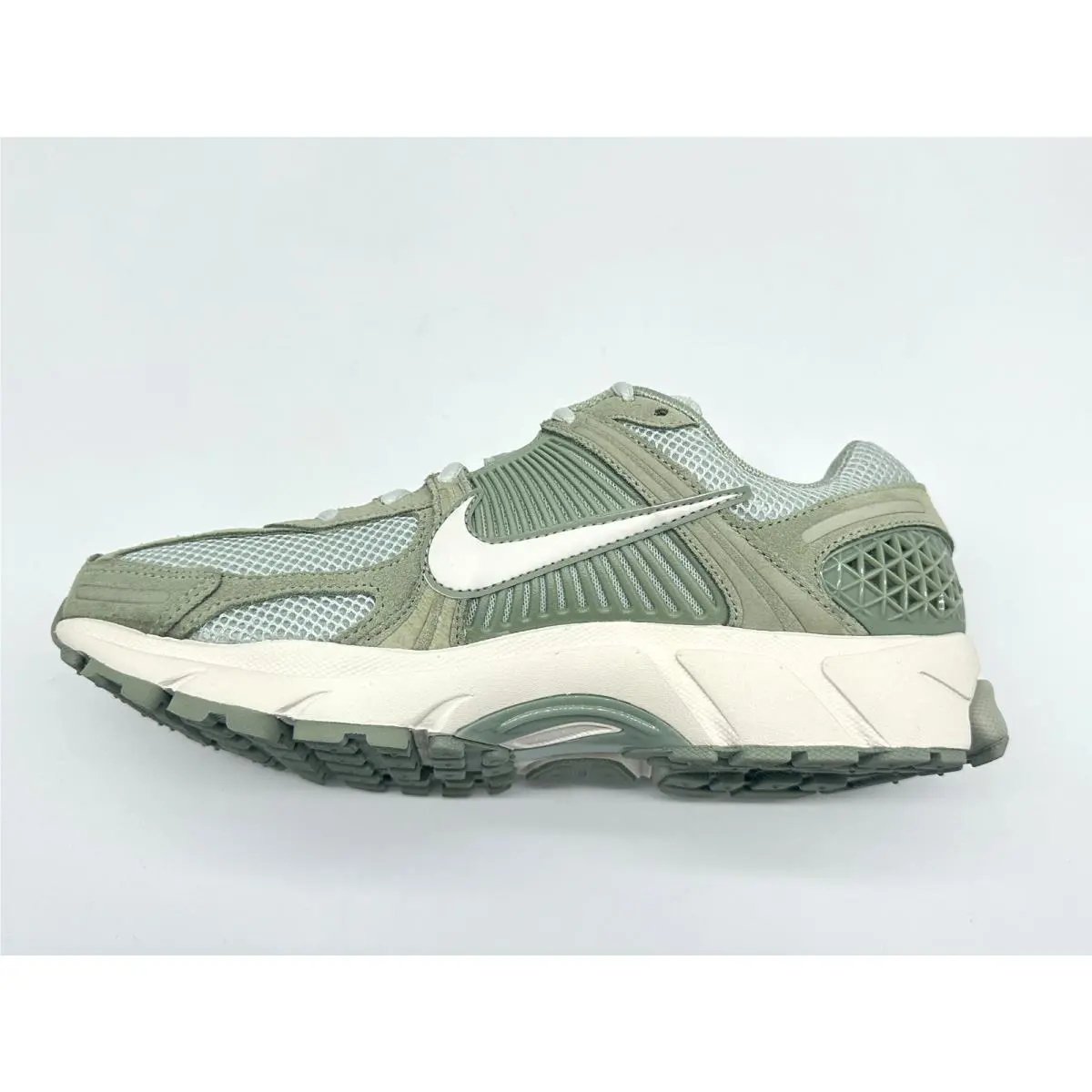 Nike shoes - Nike Zoom Vomero 5 - Zoom Vomero - HF1553 300 - Green (UPC: 197598845318) 2