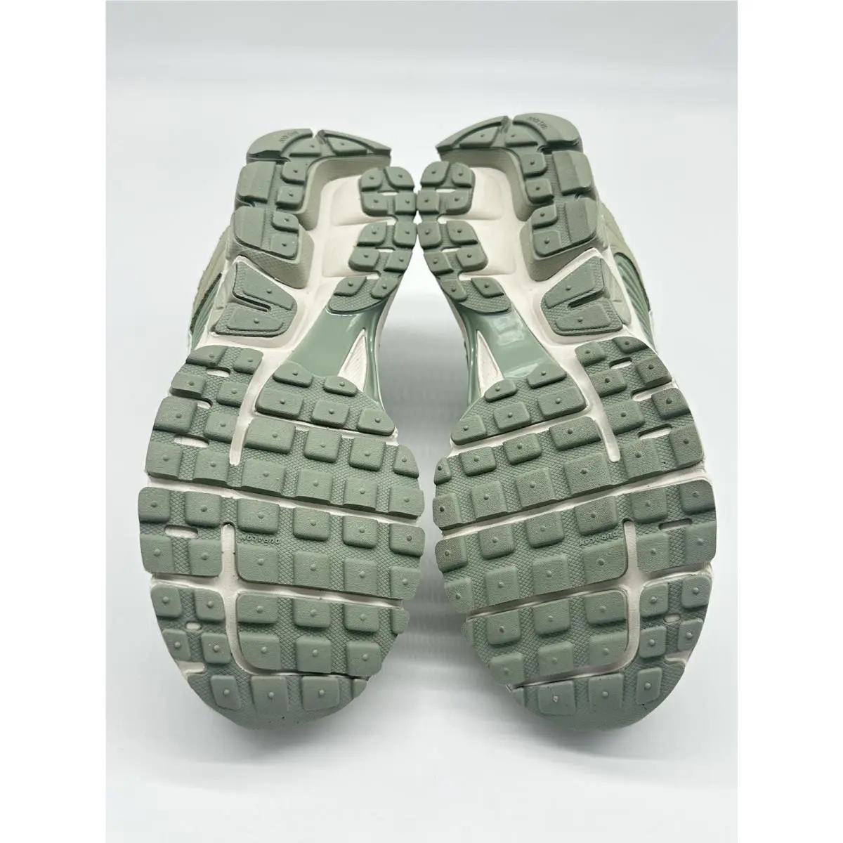 Nike shoes - Nike Zoom Vomero 5 - Zoom Vomero - HF1553 300 - Green (UPC: 197598845318) 7