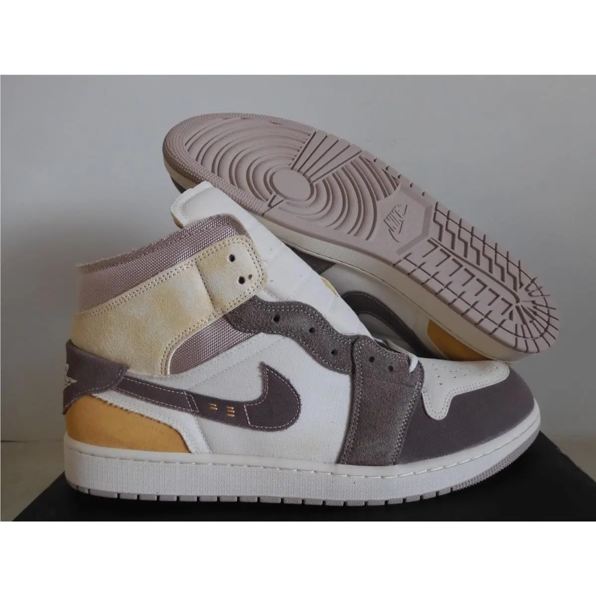 Nike Air Jordan 1 Mid Se Craft Sail-taupe Haze-fossil Stone Sz 17 DM9652-102