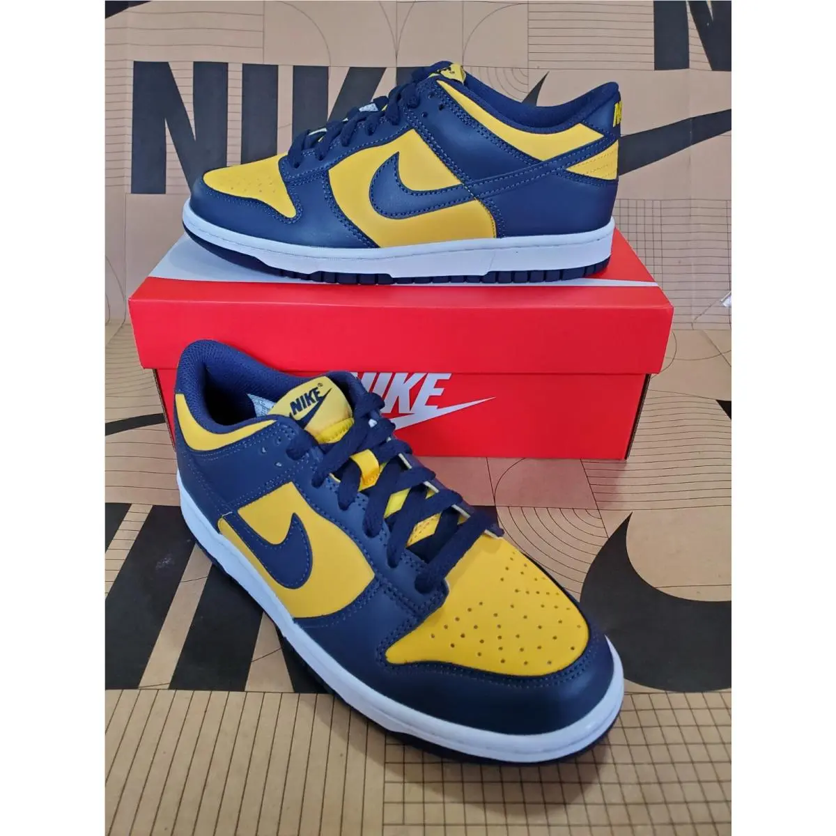 Nike Dunk Low GS Size 5.5Y Varsity Maize/midnight Navy CW1590-700 Rare