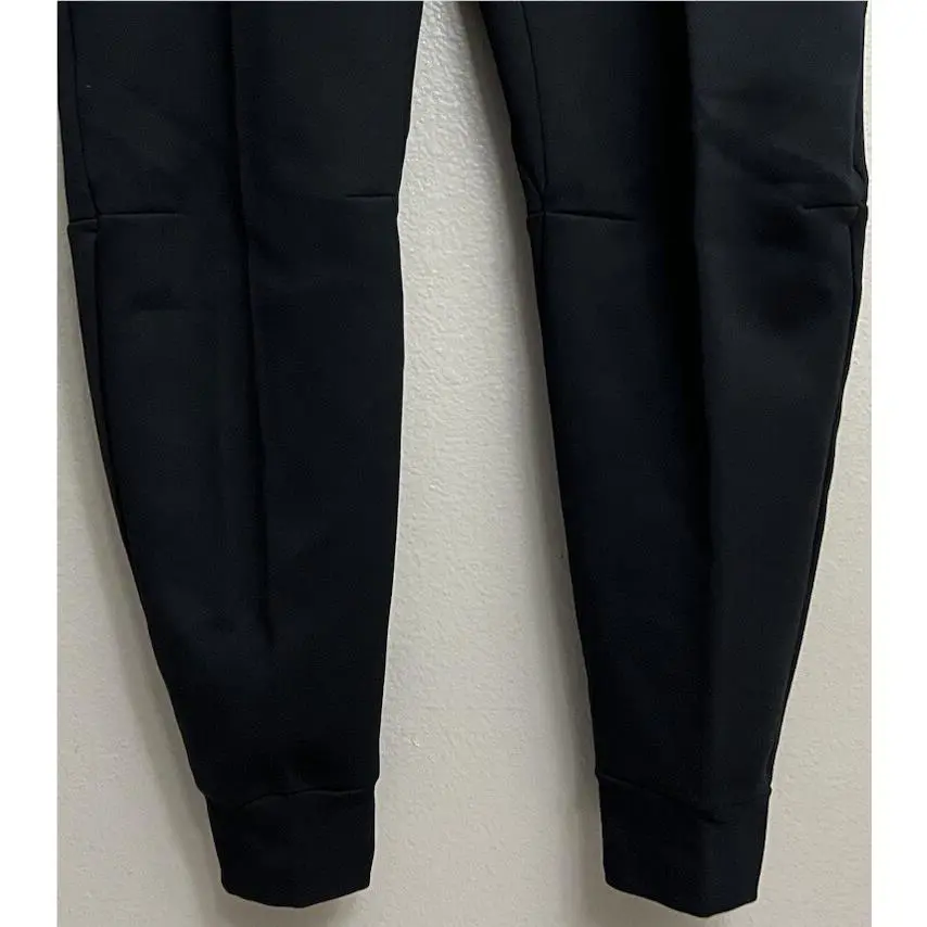 Nike clothing - Tech Fleece Pants - Tech Fleece Pants - DX0581-010 - Black (UPC: 196154993432) 1