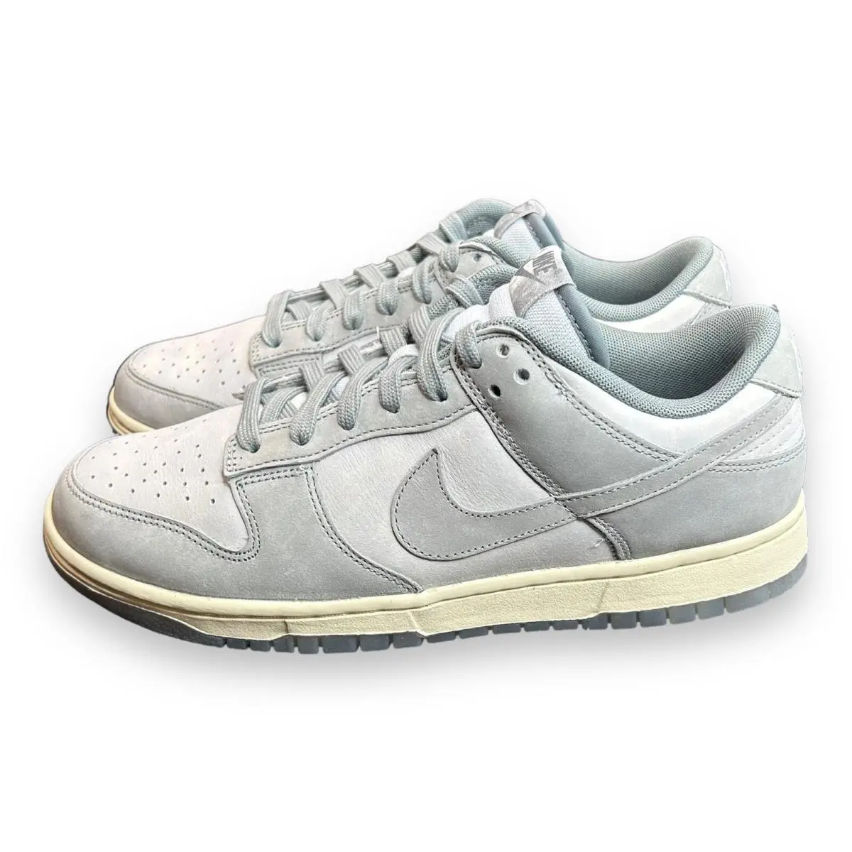 Nike Dunk Low Cool Grey Football Grey FV1167-001 Womens Size 10 Men’s 8.5 - Gray