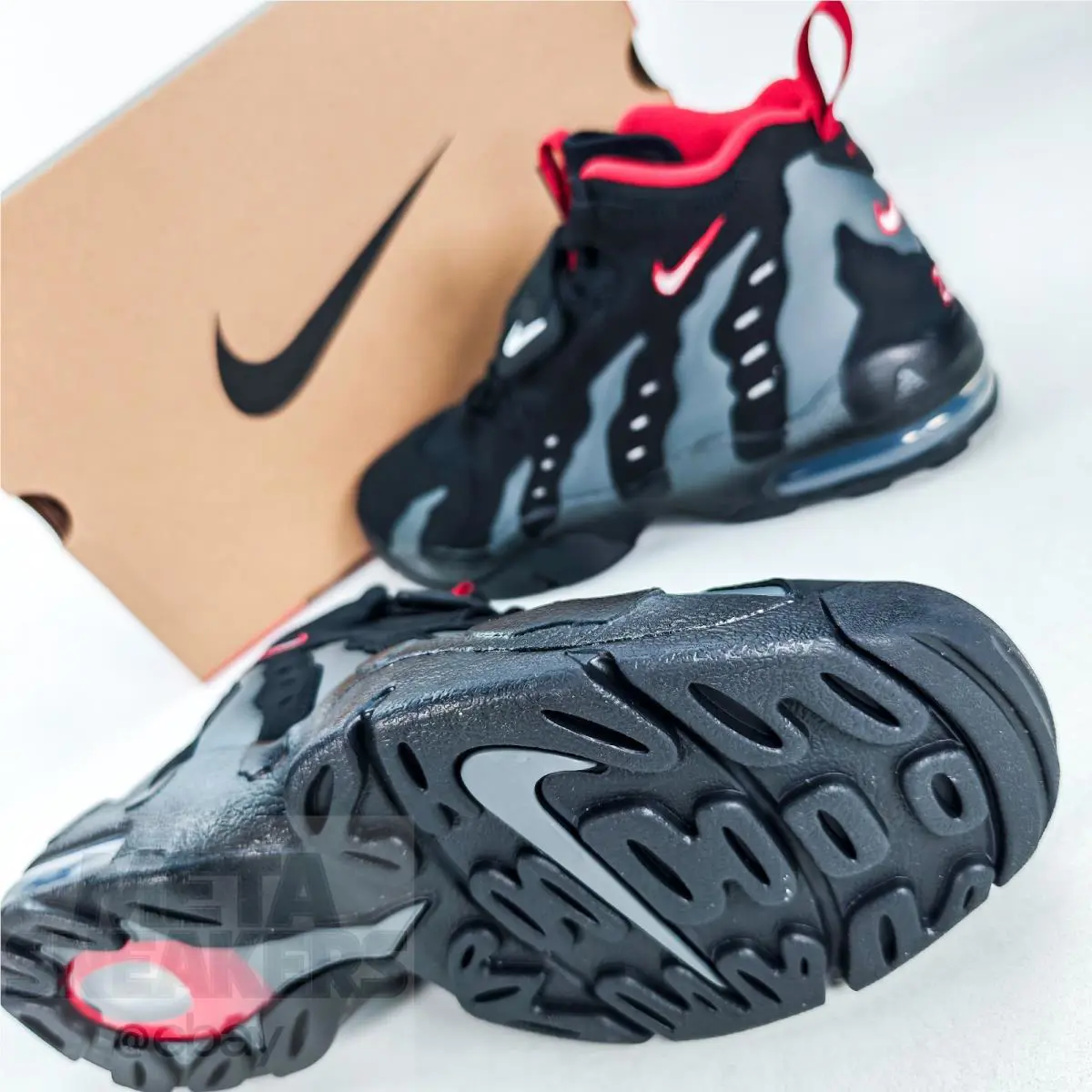 Nike shoes - Nike Air DT Max 96 - HQ3620-010 - Black (UPC: 0197601903011) 4