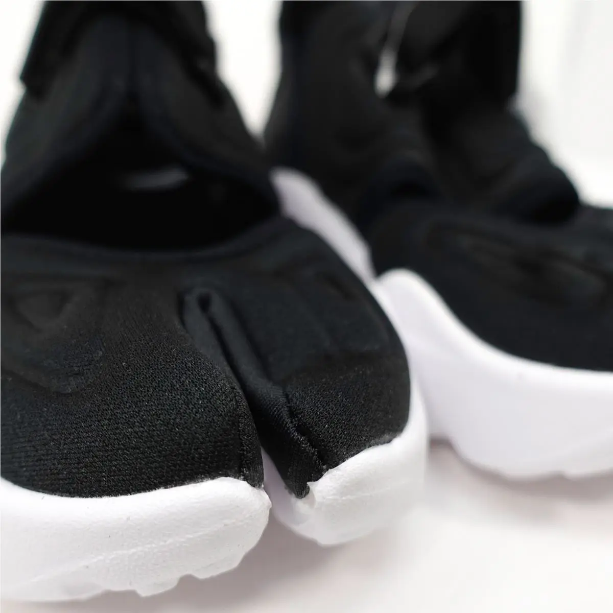 Nike shoes - Nike Aqua Rift - Aqua Rift - BQ4797-002 - Black, Manufacturer: Black/White 5
