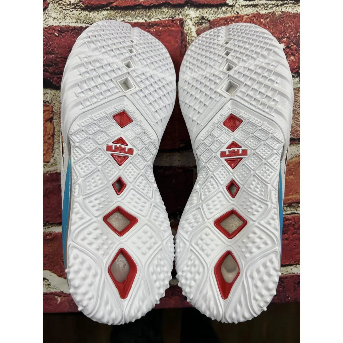 Nike shoes - Nike LeBron 18 - LeBron - CW3155-600 - Red 10